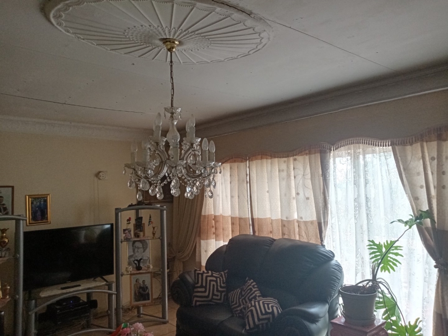 8 Bedroom Property for Sale in Roodewal Free State